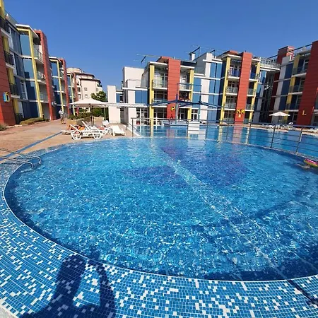 Apartment Elit IV Sunny Beach 公寓 *